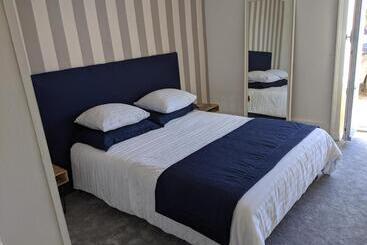 膳宿费 Le Durivum