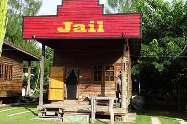 Pensió Stonewood Cowboy City Resort