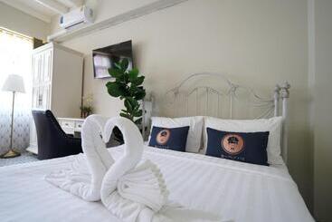 2499 Heritage Chinatown Bangkok Hotel By Roomquest