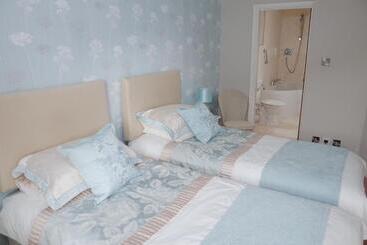 Sophie S Bed And Breakfast