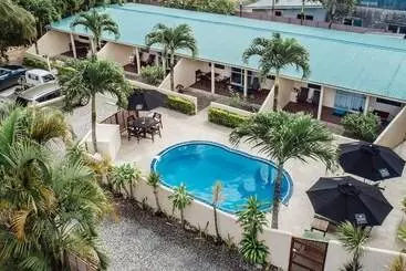 آپارتمان‌های توریست‌ها Coral Sands Apartments