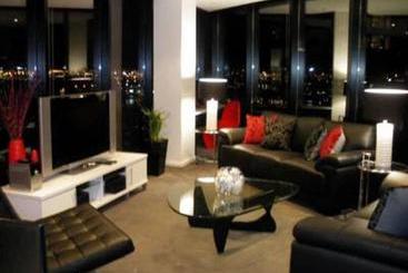 Жильё для туристов Docklands Executive Apartments