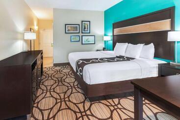 فندق La Quinta By Wyndham Carlsbad