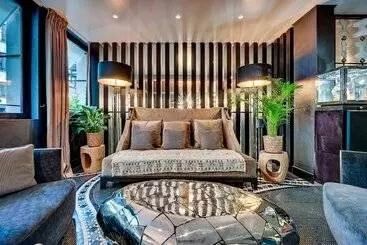 هتل The One Alma Paris