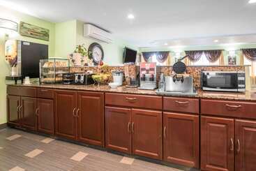 Мотель Rodeway Inn Towanda