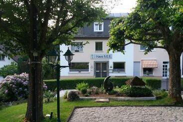 酒店 Haus S.e.e