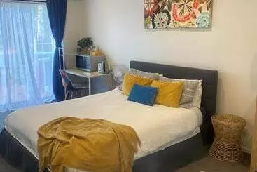 Bed & Breakfast Ange S Bnb   Self Contained Unit With Ensuite