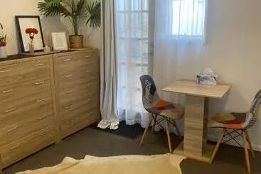 Nocleg ze śniadaniem Ange S Bnb Self Contained Unit With Ensuite