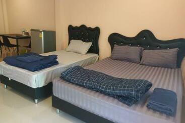 بنسيون Pornsomkit Room