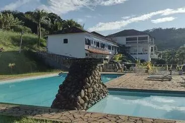 Hotelli Pousada Sacra Família   20 Min Da Terra Dos Dinos