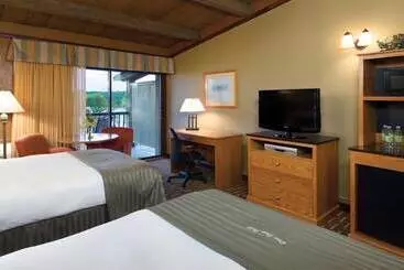 ホテル Hueston Woods Lodge & Conference Center
