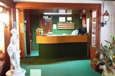 فندق Orso Bianco