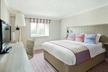 Village Hotel Edinburgh