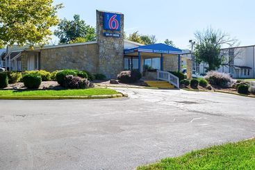 Motel 6 Bloomington Indiana University