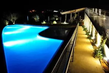 هتل آپارتمان Leivatho