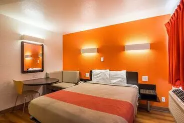 Motel 6bessemer, Al  Birmingham