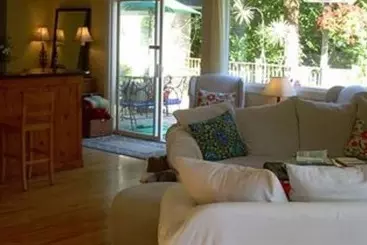 Bed and Breakfast Salmonberry Inn & Beach House