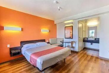 Motel 6watsonville, Ca  Monterey Area