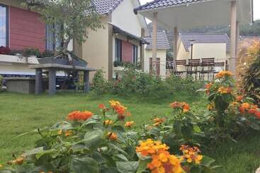 هتل Aloha   Binh Tien