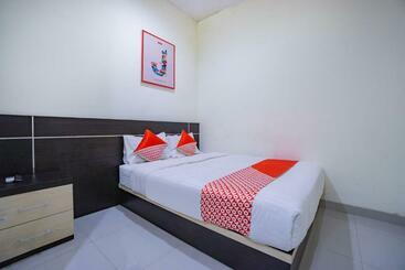 Hotel Syariah Grand Raudhah By Oyo Rooms