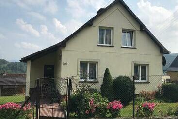 Noclegi Na Wzgórzu Sopotnia Wielka