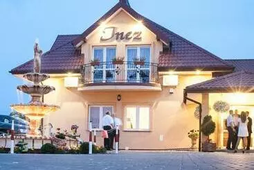 ホテル Inez