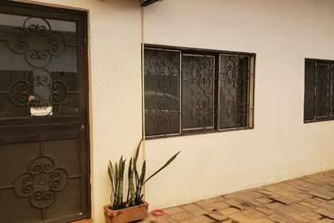 پانسیون Casa Chong Studio 1