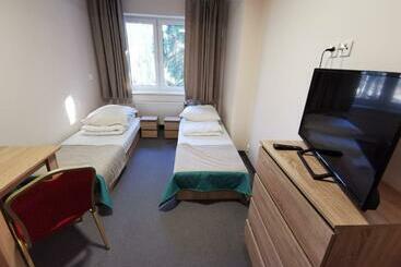 아파트호텔 Pokoje Gościnne Holtur Podczele