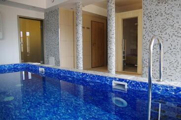 בית מלון כפרי Uniejów