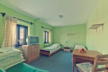 리조트 Straszny Dwór