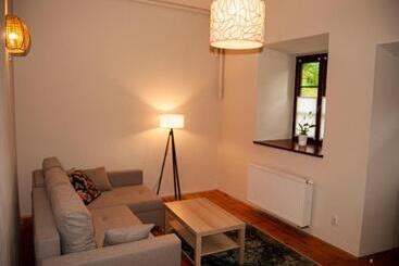 هاستل Zamkowa, Pokoje Gościnne