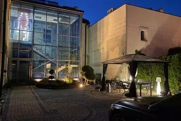 Apartamenty I Pokoje „pod Jedynką”