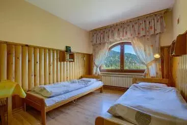 Aamiaismajoitus (B&B) Schronisko Pttk Trzy Korony