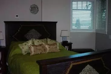 تختخواب و صبحانه Beachside Garden Bed & Breakfest