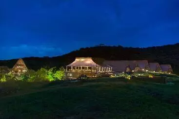 Otel Jeeva Beloam Beach Camp