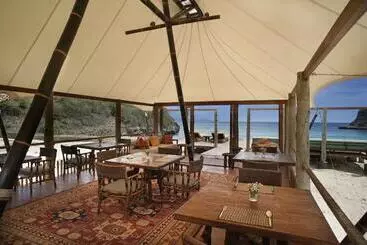 Hotel Jeeva Beloam Beach Camp