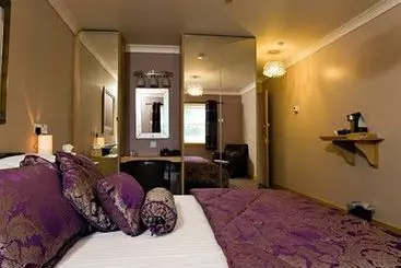 膳宿费 Birchwood House