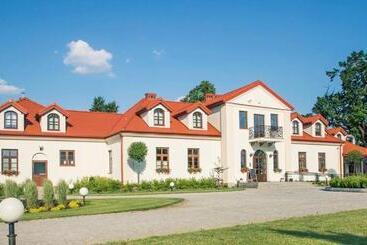 Bed and Breakfast Dwór Karwacz