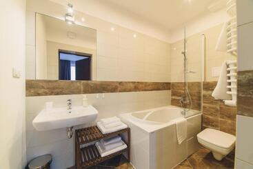 בית מלון כפרי Pod Jesiotrem