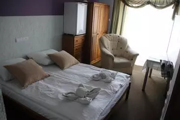 ペンション Pensjonacik Elmi