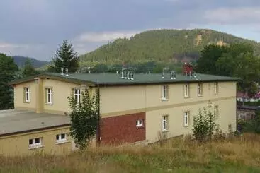 Aamiaismajoitus (B&B) Dom Gościnny Brama Sudecka