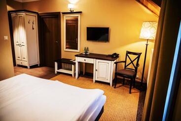 호텔 Folwark łękuk