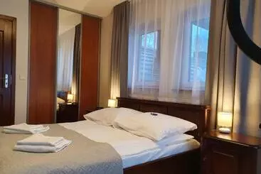 پانسیون Villa Roma Przy Wyciągu Na Szrenicę