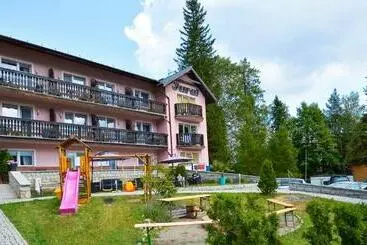 Aamiaismajoitus (B&B) Pensjonat Jural