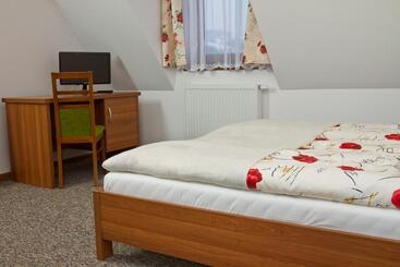 پانسیون Willa Bystra