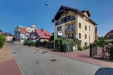 Aamiaismajoitus (B&B) Willa Drako