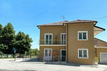 Pensjonat Affittacamere Le Fornaci Vallera