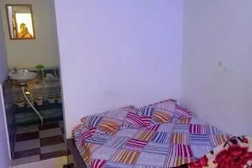 Hotel Oyo 80726c Thakur Residency