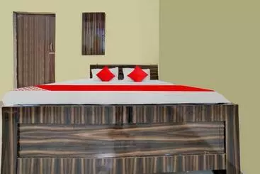 Hotel O Prakash Inn
