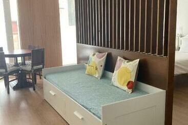 פנסיון Júlio De Matos Guest House